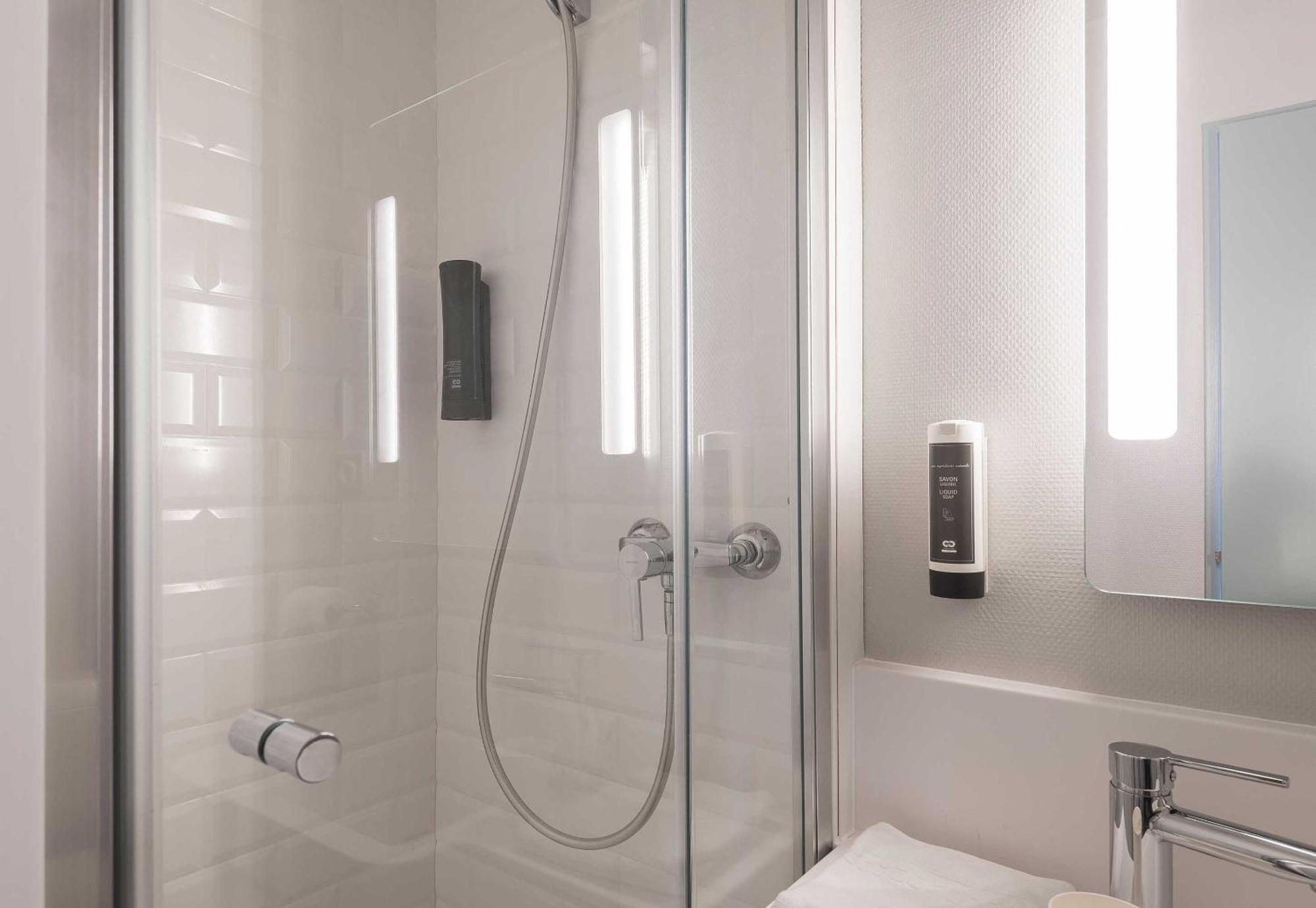B&B Hotel Angers 1 Beaucouzé Εξωτερικό φωτογραφία