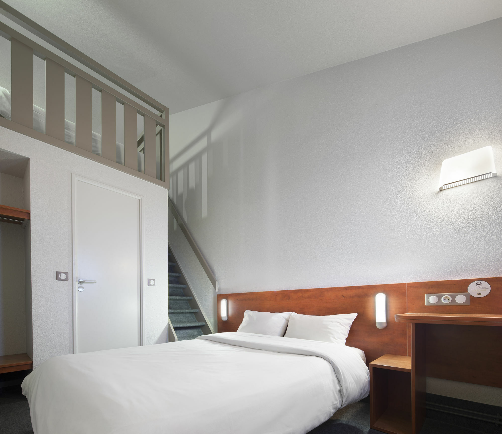 B&B Hotel Angers 1 Beaucouzé Εξωτερικό φωτογραφία