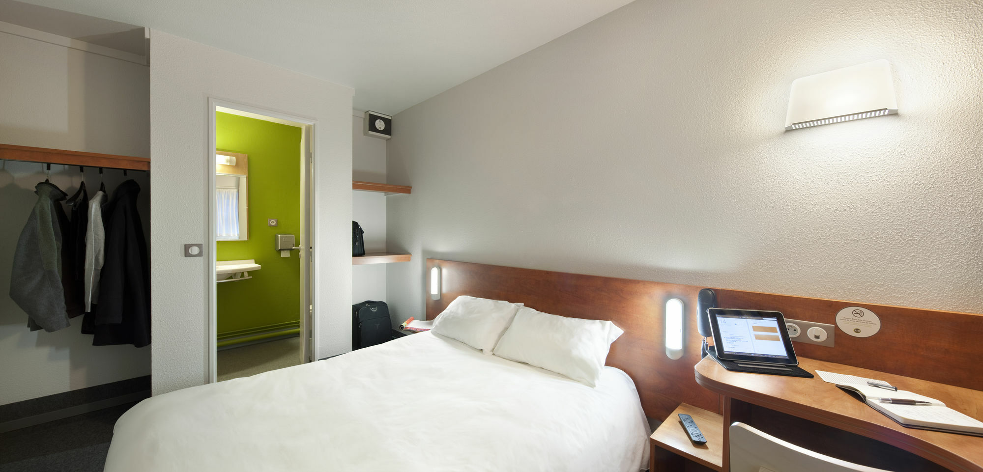 B&B Hotel Angers 1 Beaucouzé Εξωτερικό φωτογραφία