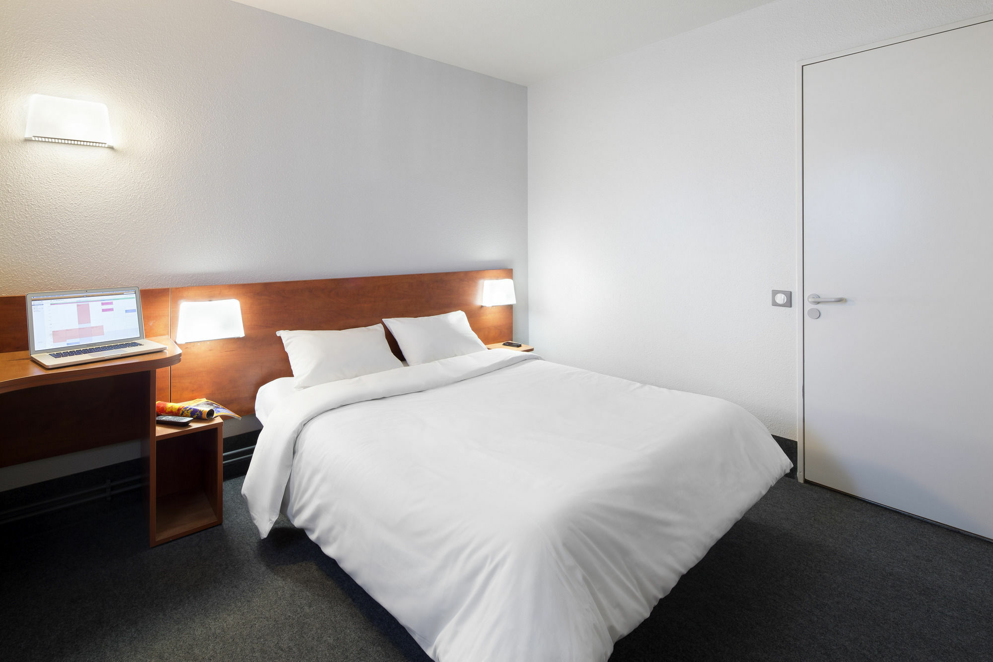 B&B Hotel Angers 1 Beaucouzé Εξωτερικό φωτογραφία